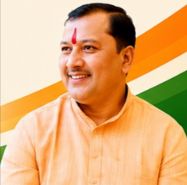 सर्वेश पाठक